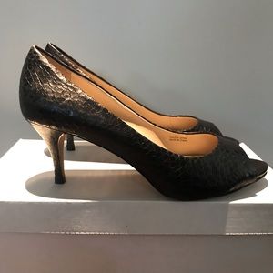 Ellen Tracy Crocodile Leather Peep Toe Pump